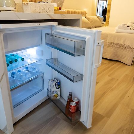 Carola Luxury Room Bari Exterior foto
